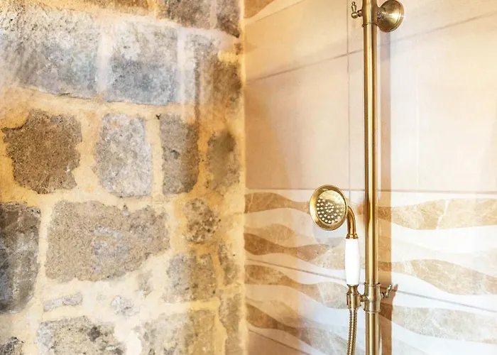 Cava D'oro Rhodes City