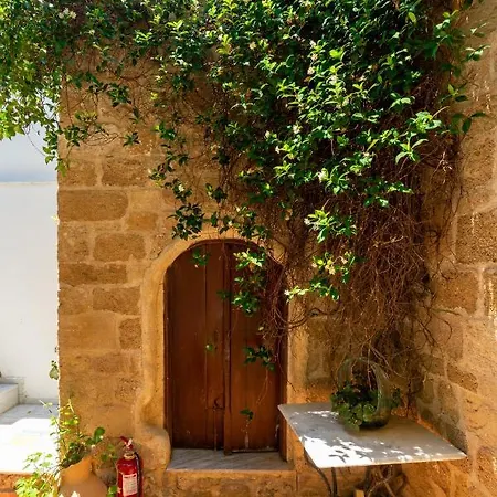 Cava D'oro Hotel 3*