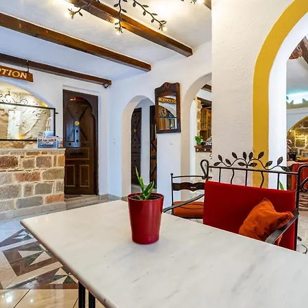 Hotel Cava D'oro 2*