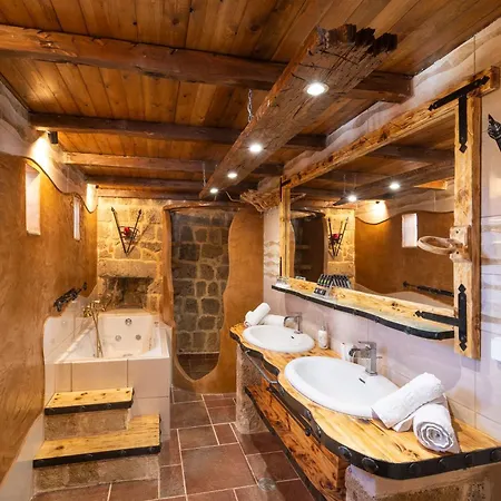 Hotel Cava D'oro 2*