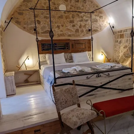Cava D'oro Hotel 2*