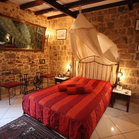 Cava D'oro Hotel