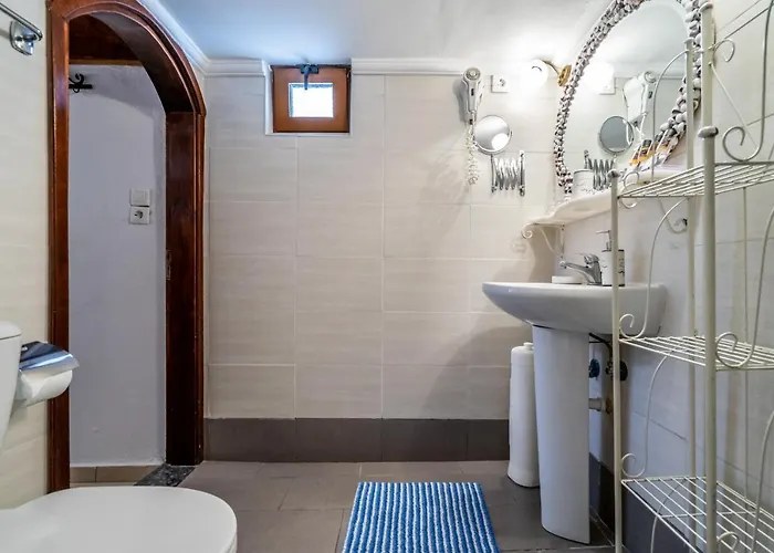 Cava D'oro Rhodes City